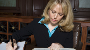 The Benefits of Working with a Personal Injury Lawyer on a Contingency Basis
